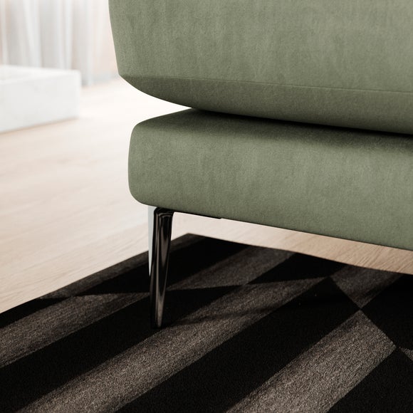 Carousel navigation image position 4 of 8