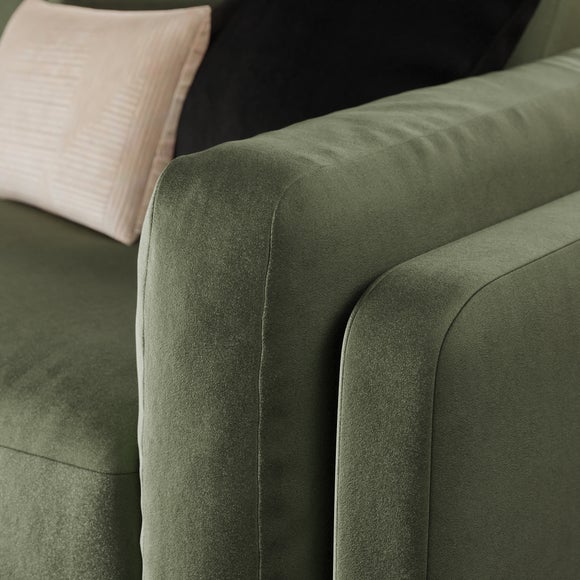 Carousel navigation image position 4 of 7