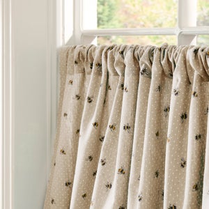 Bees Café Style Unlined Slot Top Single Curtain