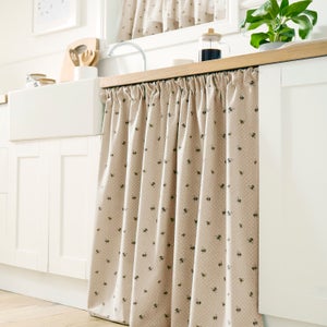 Bees Slot Top Unlined Undercounter Curtain