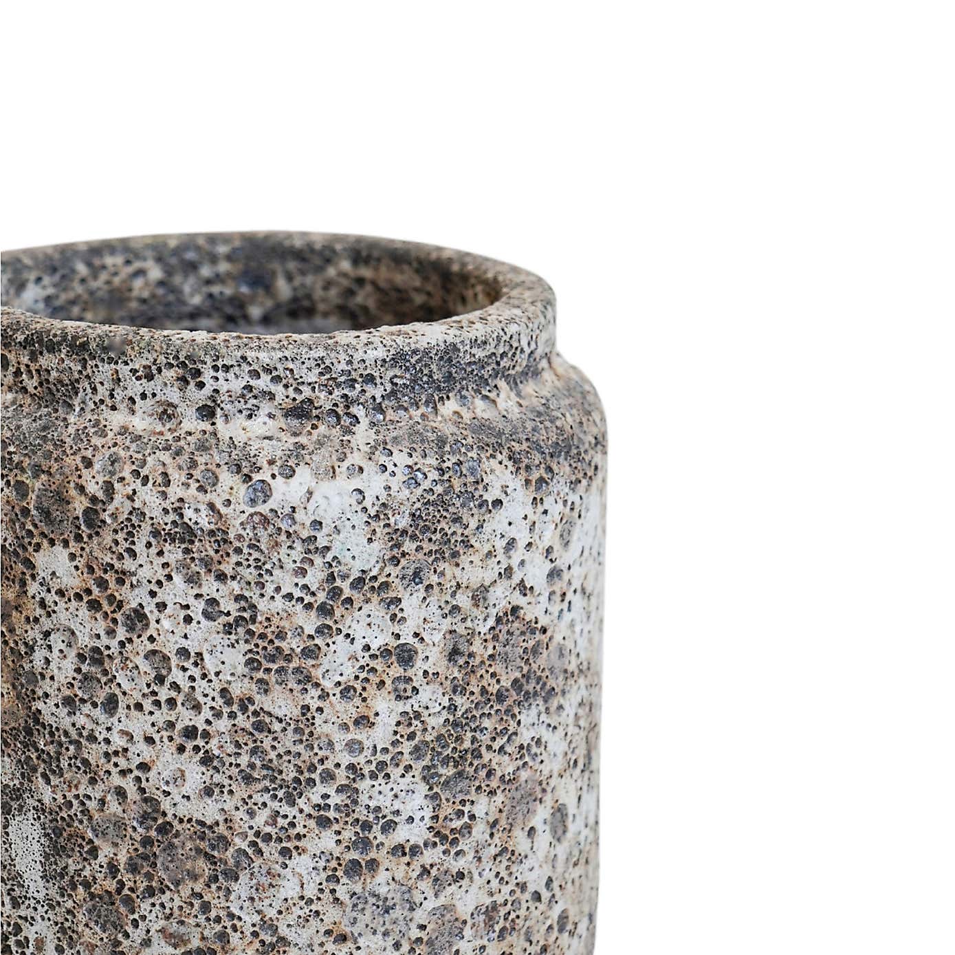 Carousel zoom image position 3 of 4