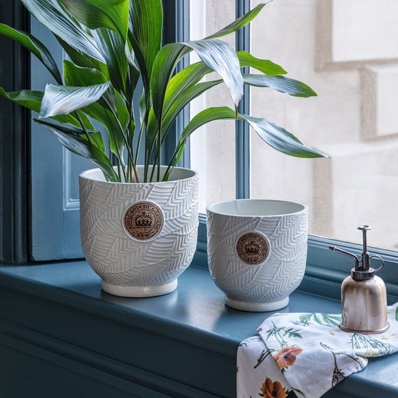 Kew Leaf Embossed Cork Plant Pot