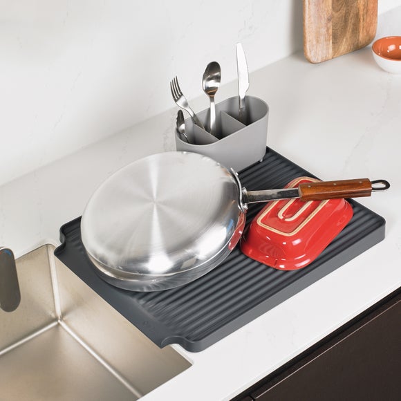 Carousel navigation image position 4 of 7