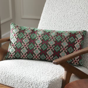 Laurel Luxurious Velvet Rectangular Cushion