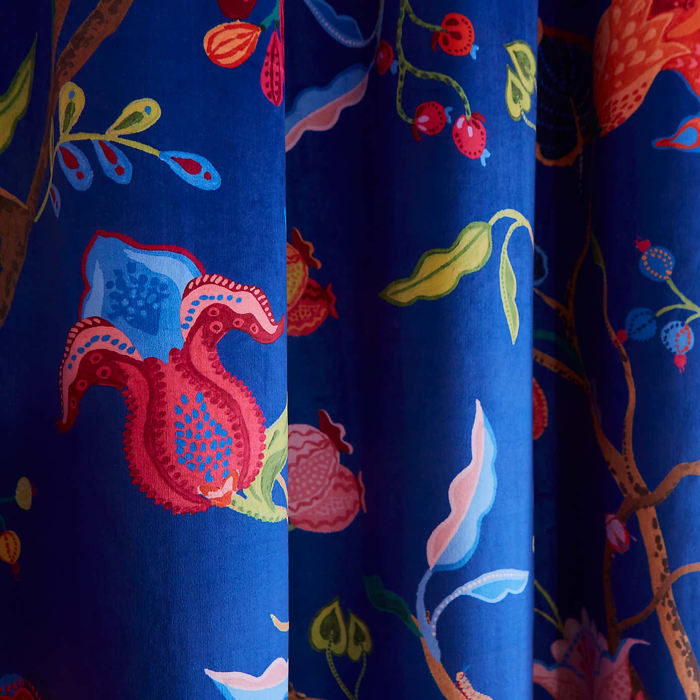 Carousel zoom image position 3 of 7