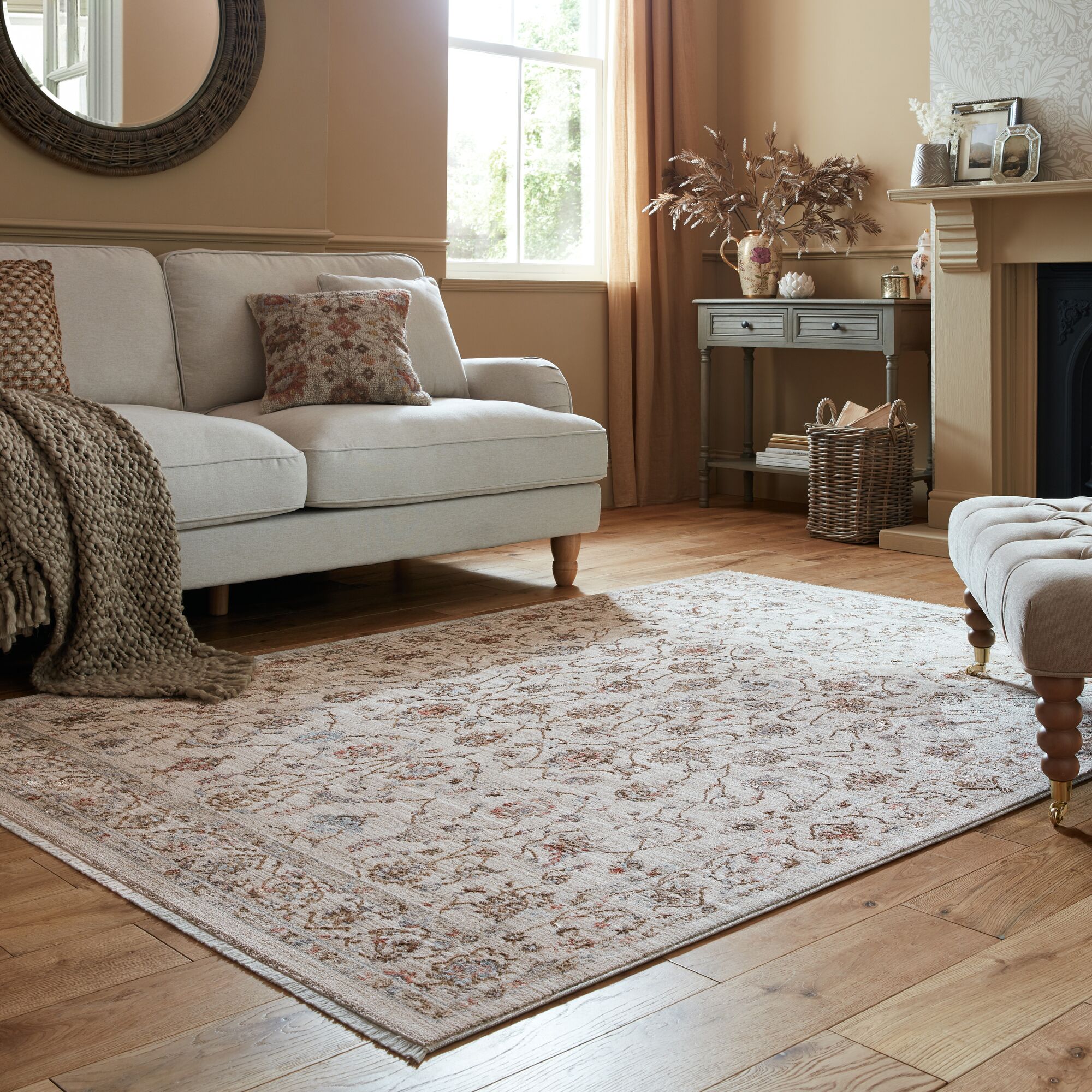 Elodie Traditional Rug Natural