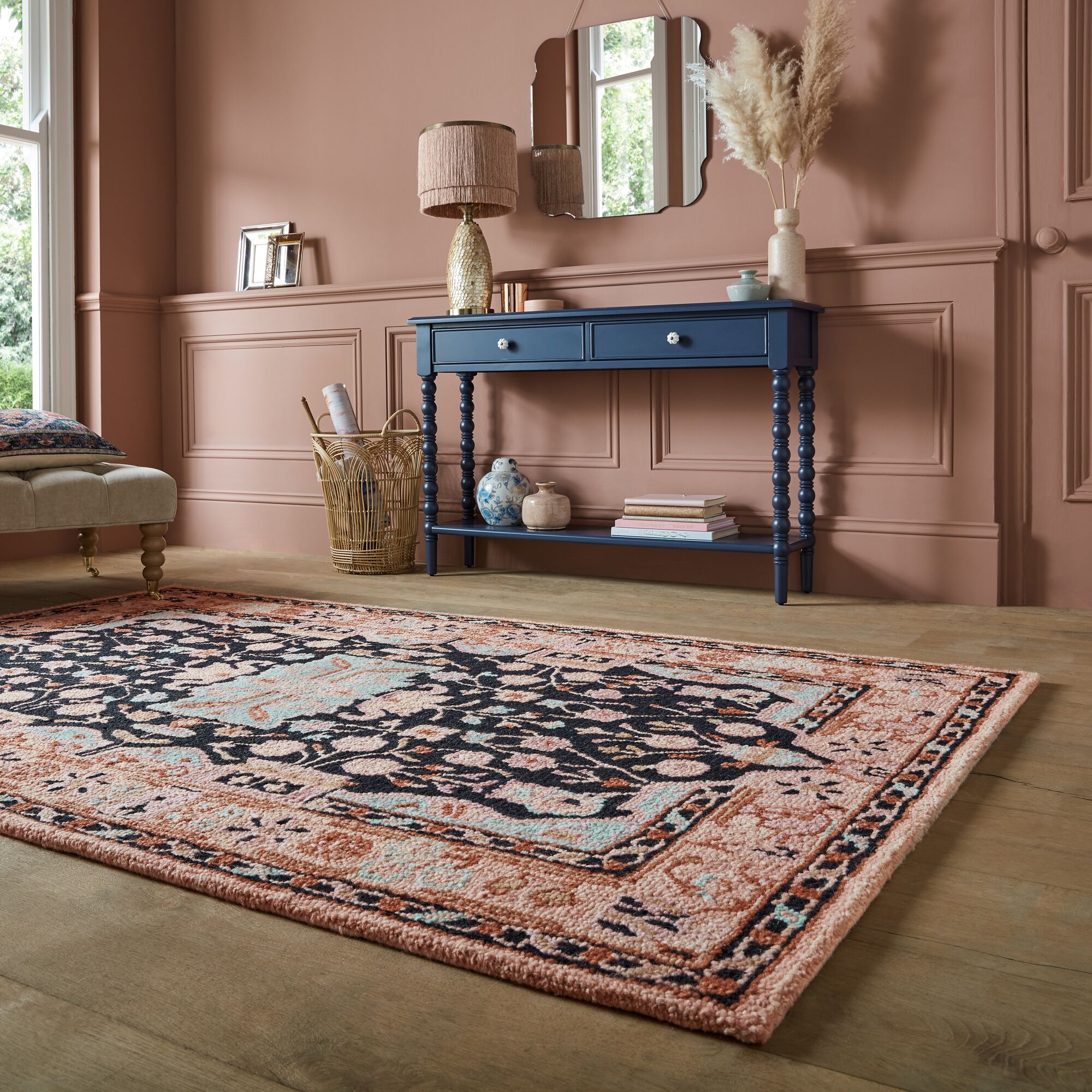 Blossom Traditional Wool Rug Pink