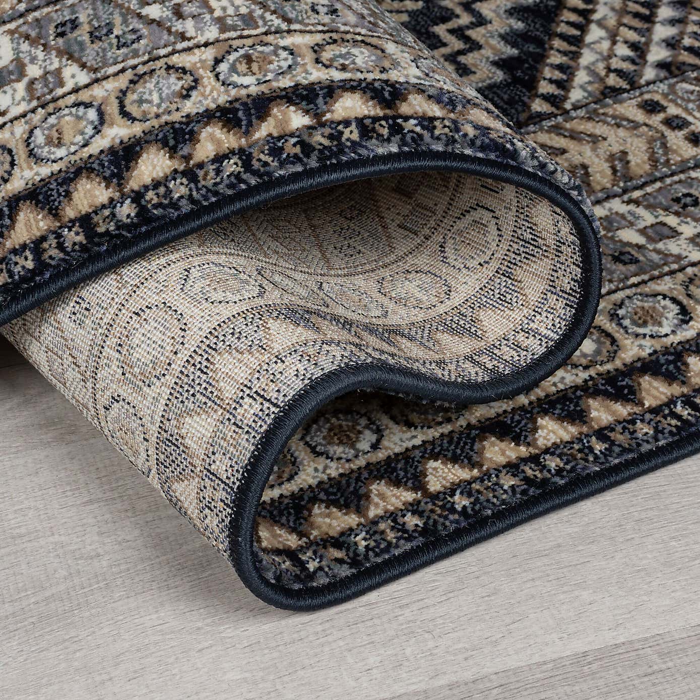 Carousel zoom image position 4 of 6