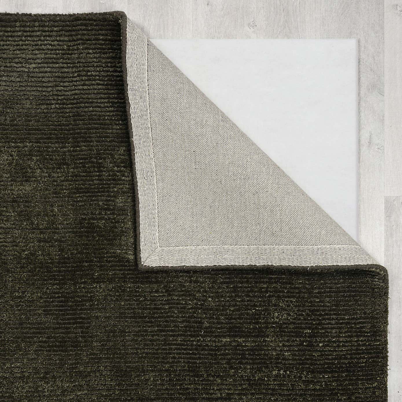 Carousel zoom image position 3 of 6