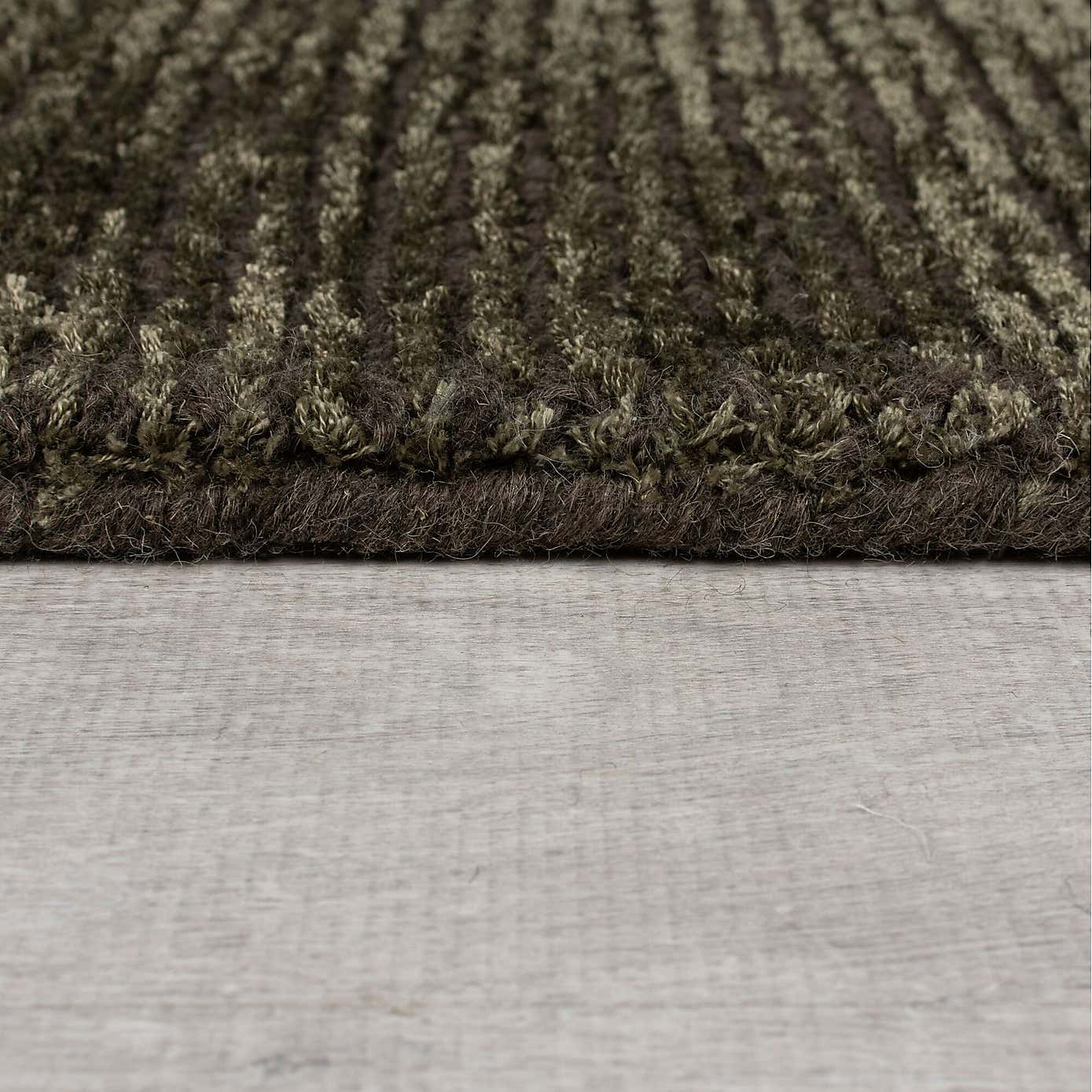 Carousel zoom image position 4 of 6