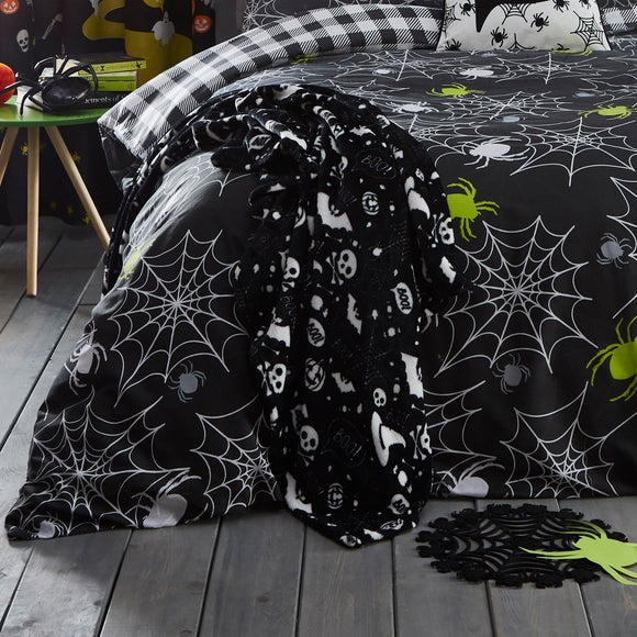 Black Throws Blankets Dunelm