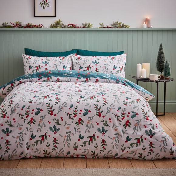 Catherine Lansfield Holly Mistletoe 100 Brushed Cotton Reversible Duvet Cover And Pillowcase Set