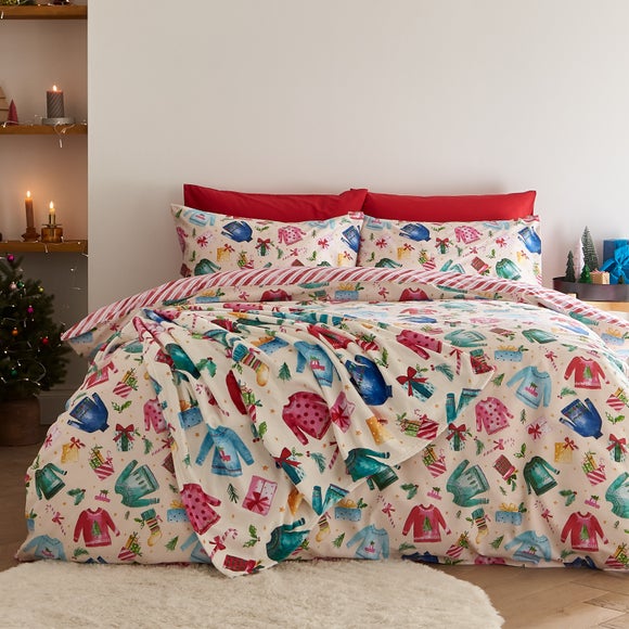 Catherine Lansfield Jolly Jumpers Reversible Duvet Cover And Pillowcase Set