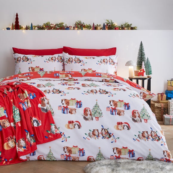 Catherine Lansfield Christmas Guinea Pigs Reversible Duvet Cover And Pillowcase Set