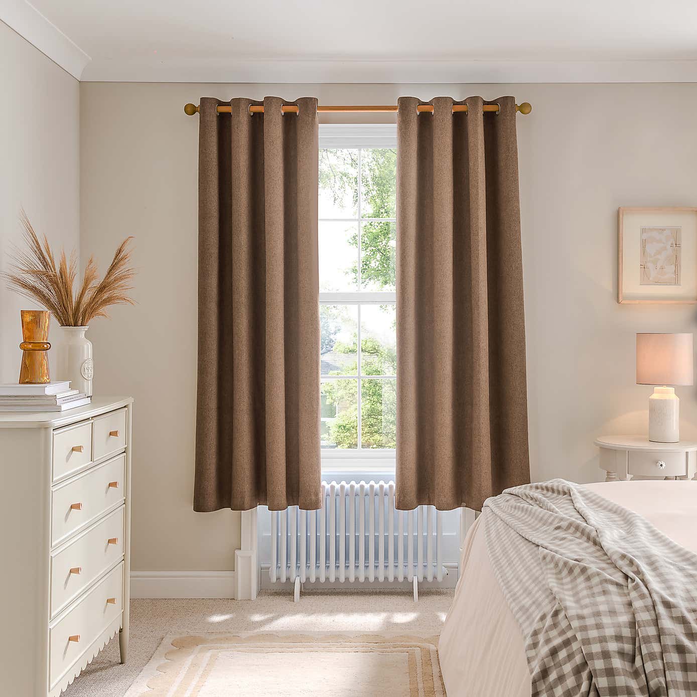 Carousel zoom image position 4 of 9