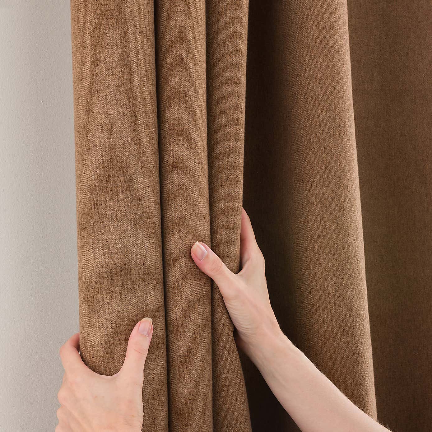 Carousel zoom image position 5 of 9