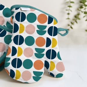 Dexam Retro Spot Teal Cotton Single Oven Glove