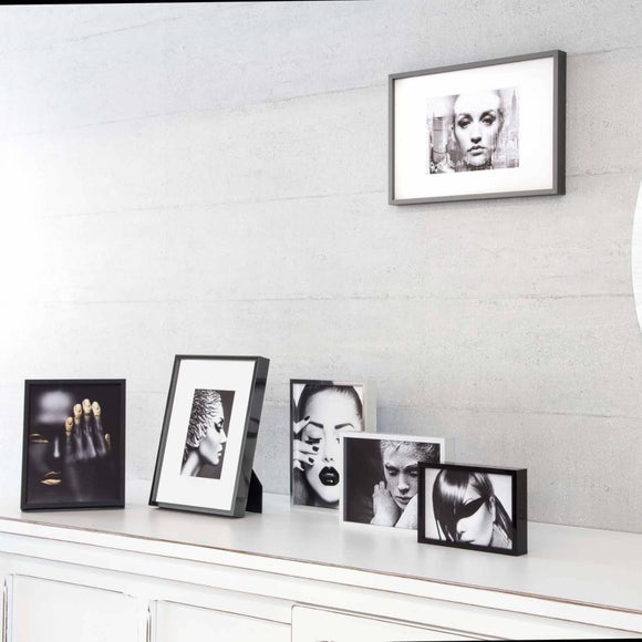 Carousel navigation image position 2 of 4