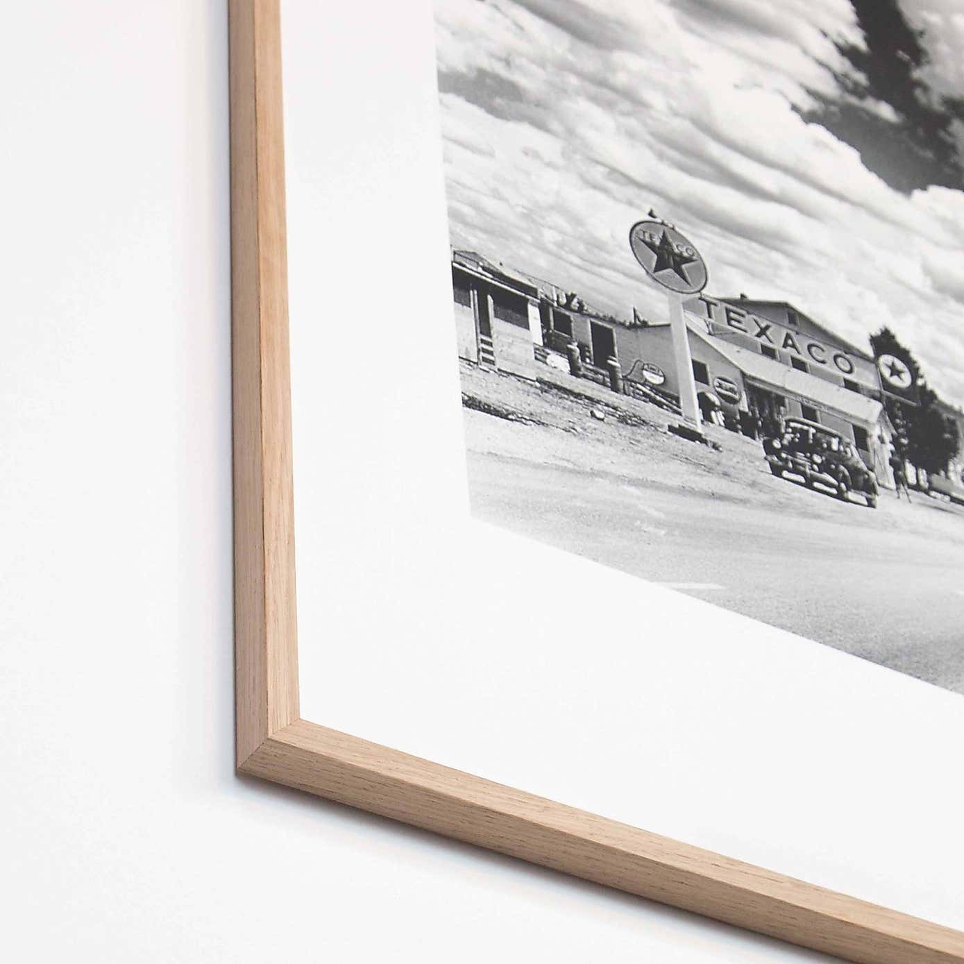 Carousel zoom image position 2 of 4