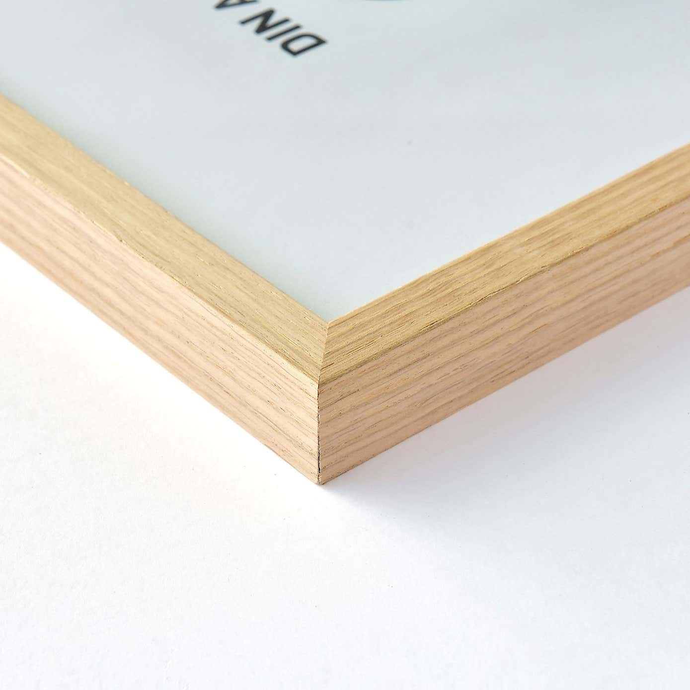 Carousel zoom image position 3 of 4