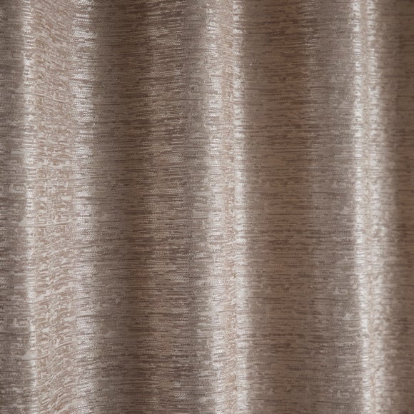 Carousel navigation image position 3 of 8