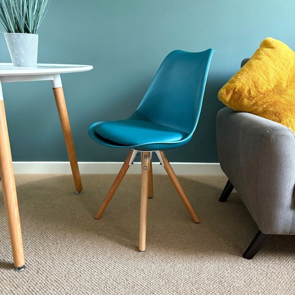 Fusion Living Soho Plastic Dining Chair With Pyramid Legs