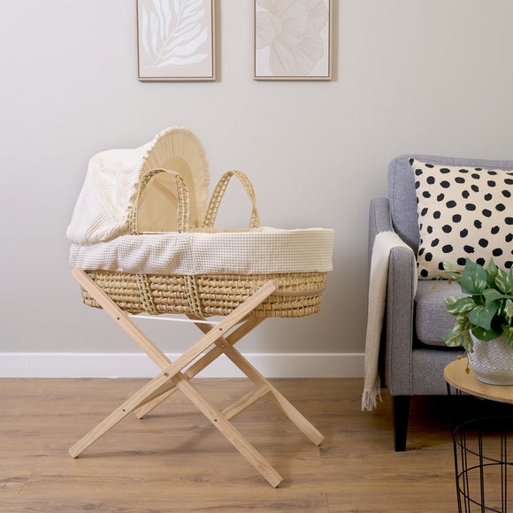 View Clair De Lune Waffle Palm Moses Basket With Natural Folding Stand View Clair De Lune Waffle Palm Moses Basket With Natural Folding Stand