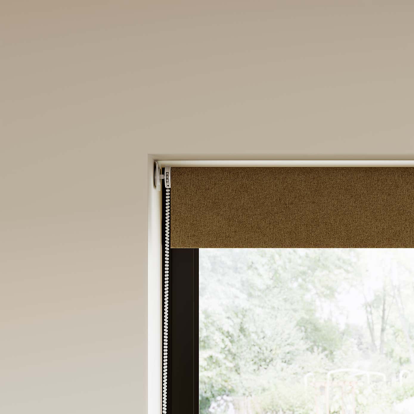 Carousel zoom image position 2 of 4