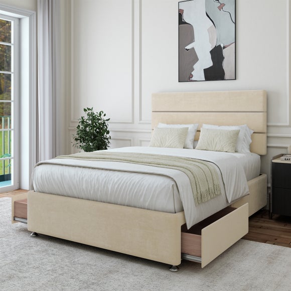 Carousel navigation image position 2 of 3