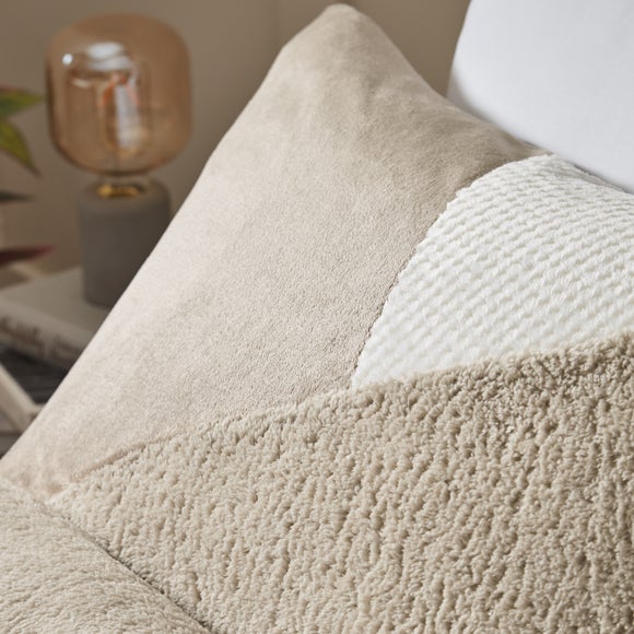 Carousel navigation image position 3 of 5