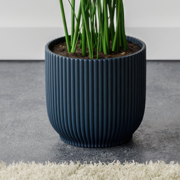 Carousel navigation image position 3 of 4