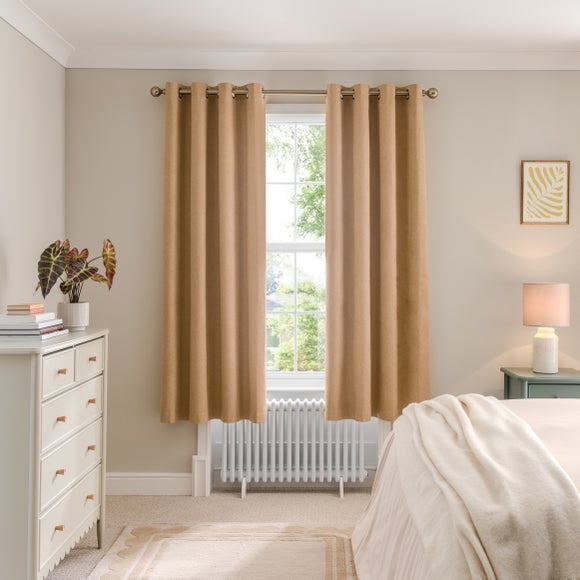 Carousel navigation image position 4 of 10