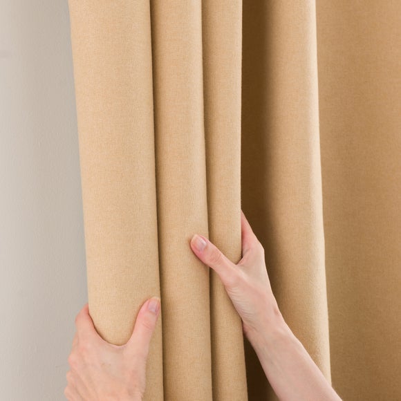 Carousel navigation image position 5 of 10