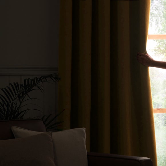 Carousel navigation image position 6 of 10