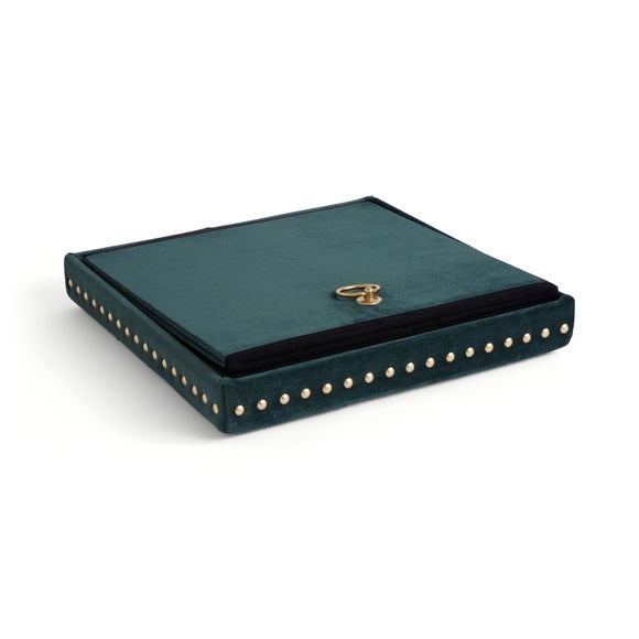 Carousel navigation image position 5 of 5