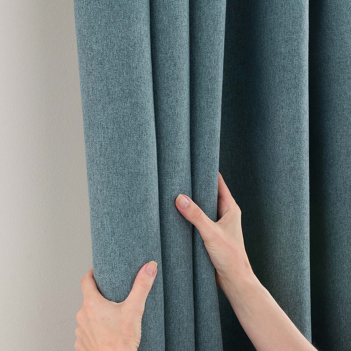 Carousel zoom image position 6 of 8