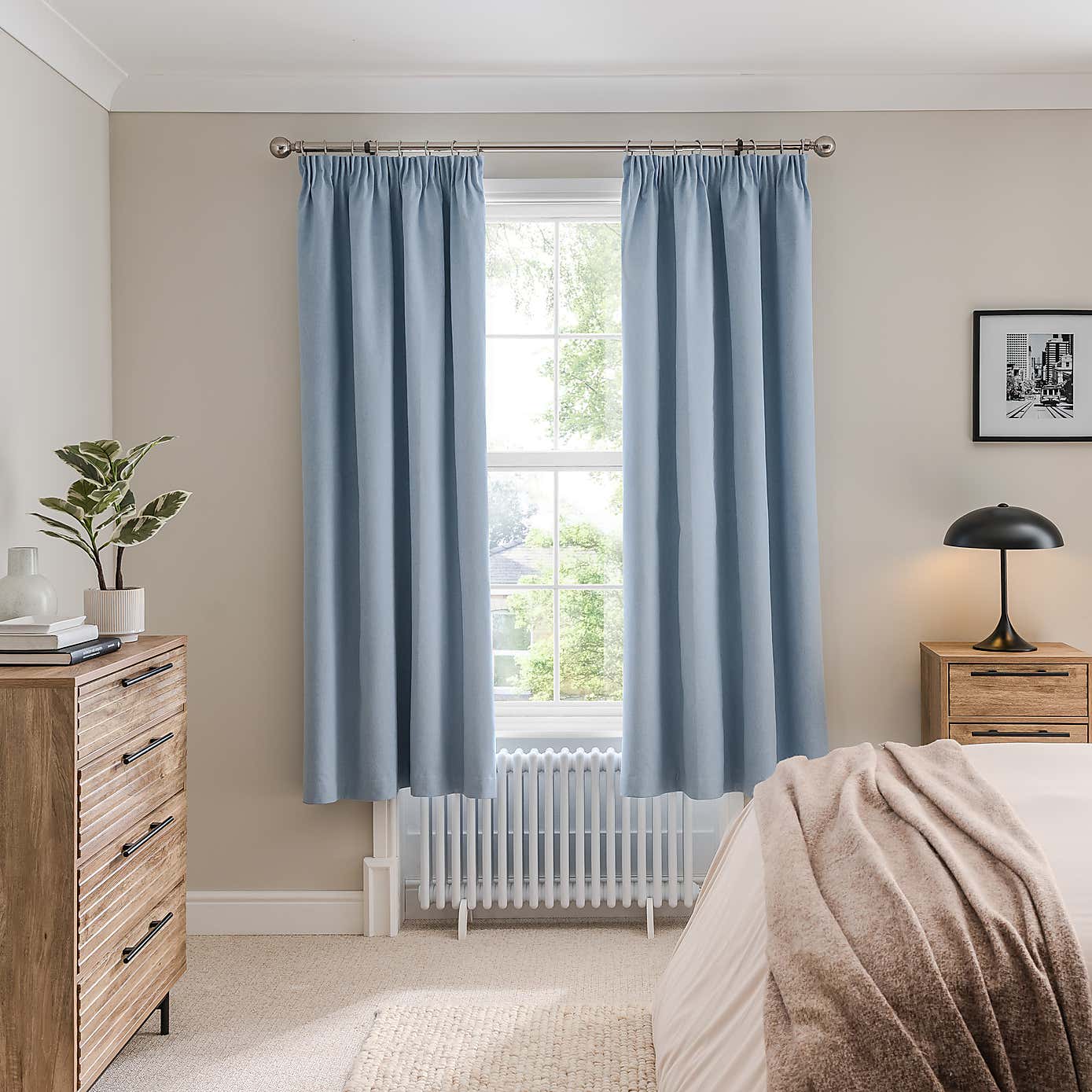 Carousel zoom image position 4 of 9