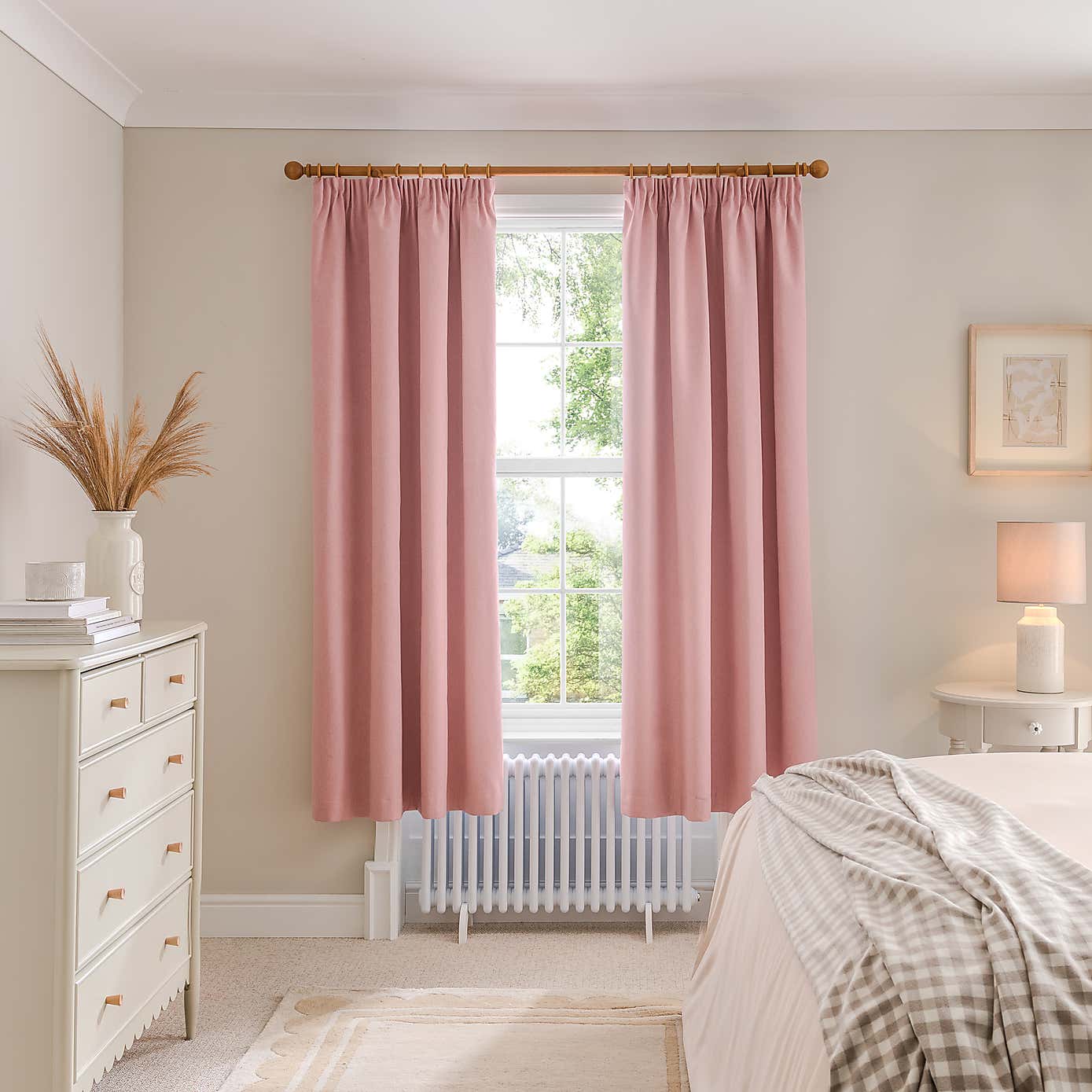 Carousel zoom image position 4 of 9