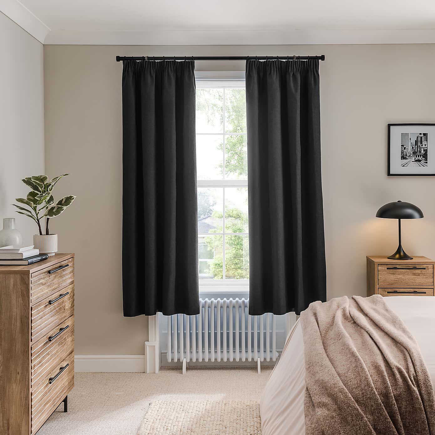 Carousel zoom image position 4 of 9