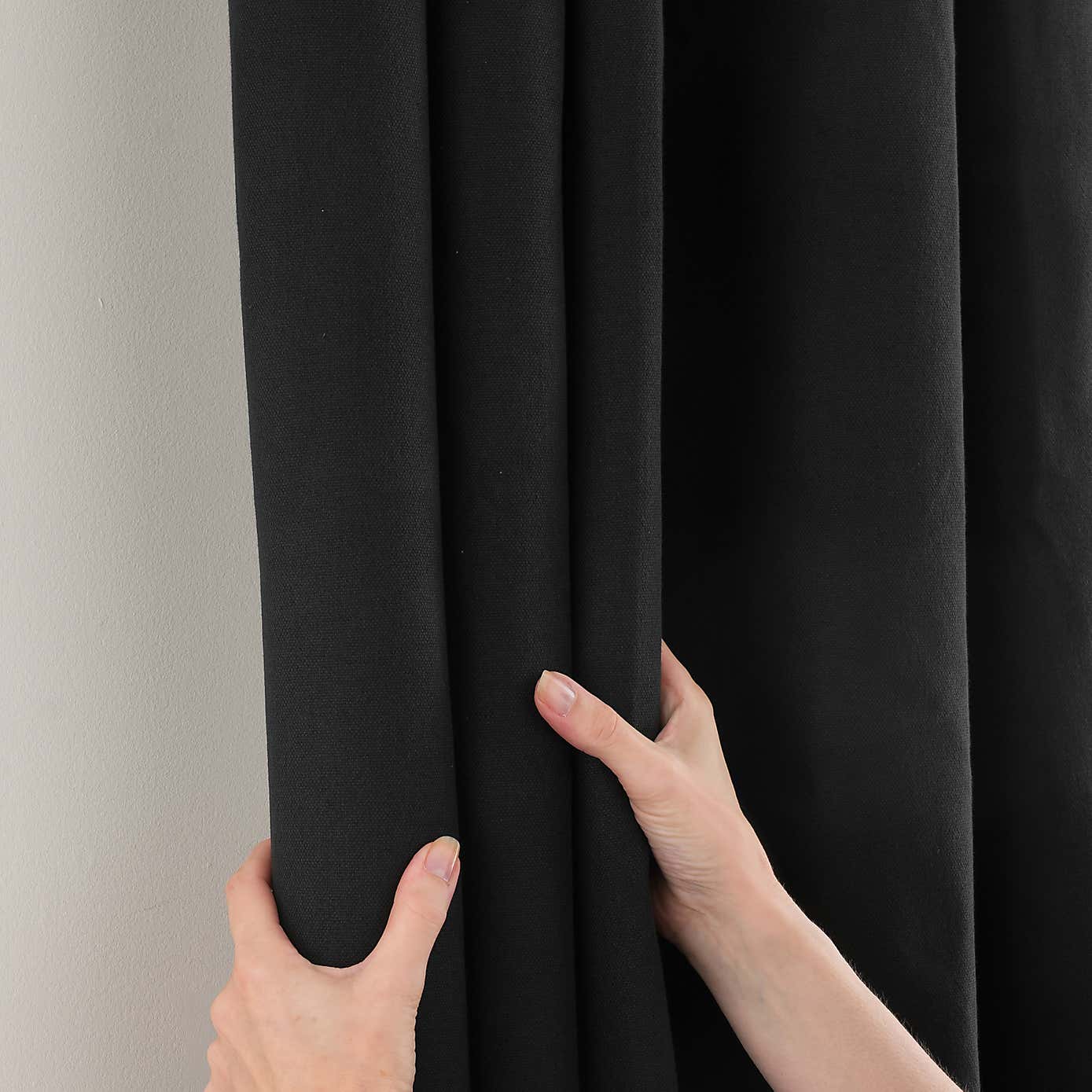 Carousel zoom image position 5 of 9