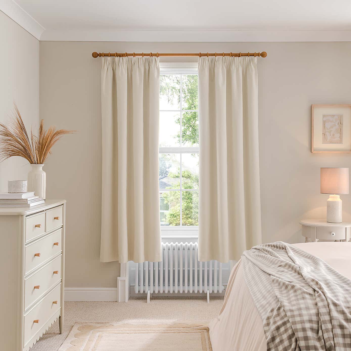 Carousel zoom image position 4 of 9