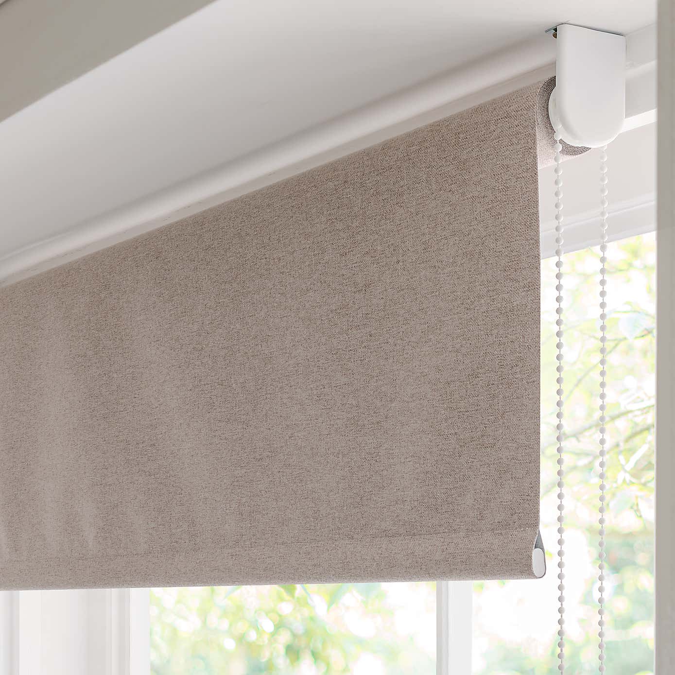 Carousel zoom image position 4 of 6