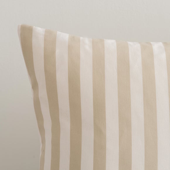 Carousel navigation image position 3 of 9