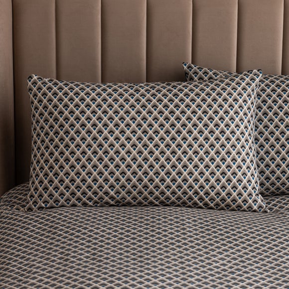 Carousel navigation image position 2 of 4