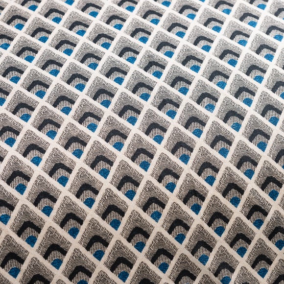 Carousel navigation image position 4 of 4