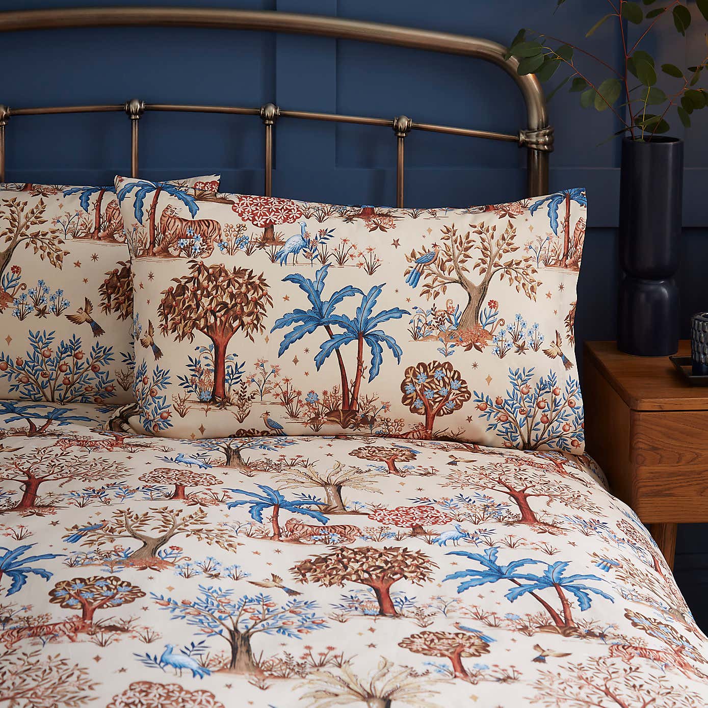 Carousel zoom image position 7 of 7