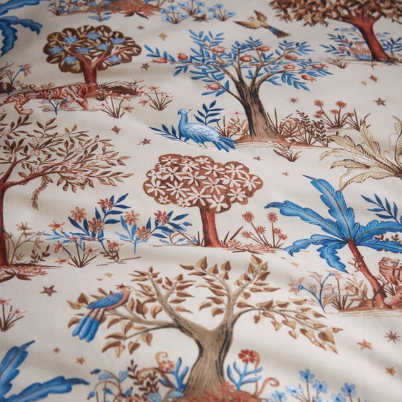 Carousel navigation image position 5 of 7