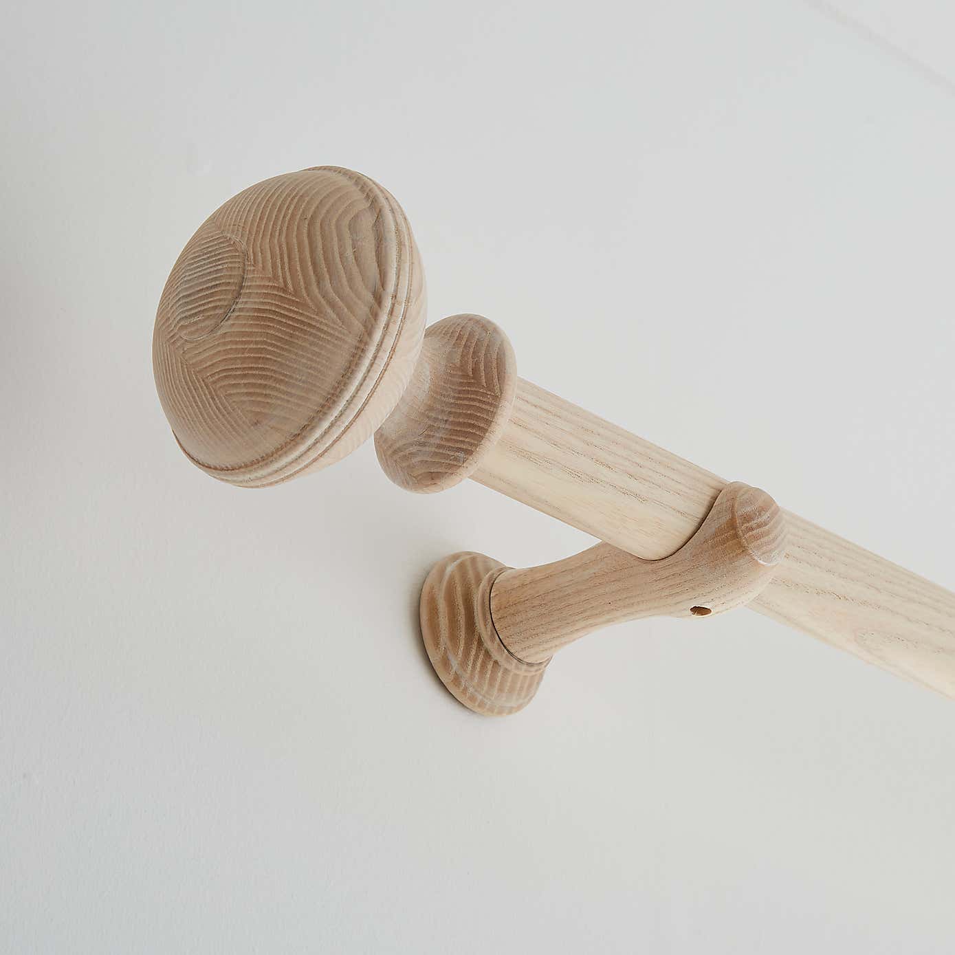 Carousel zoom image position 3 of 4