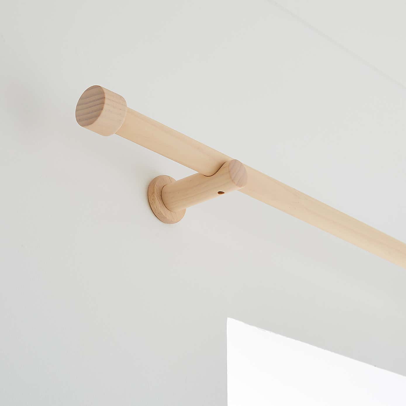 Carousel zoom image position 1 of 3