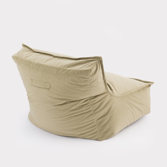 Carousel navigation image position 5 of 7